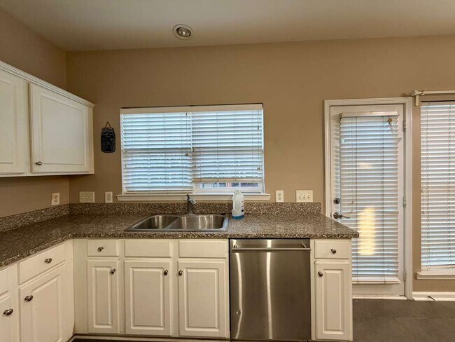 Building Photo - 12143 Humboldt Dr