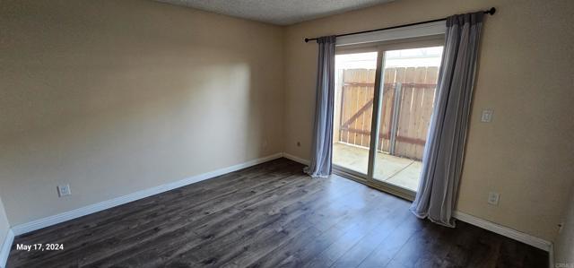 Building Photo - 465 4th Ave