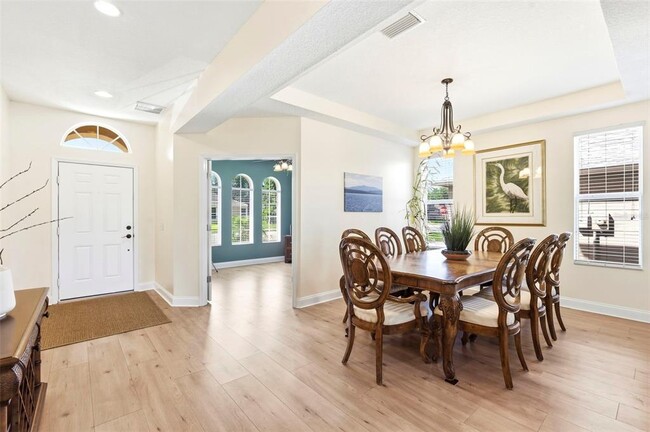 Building Photo - 2734 Silvermoss Dr