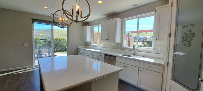 Building Photo - 4719 Sweetwater Pl