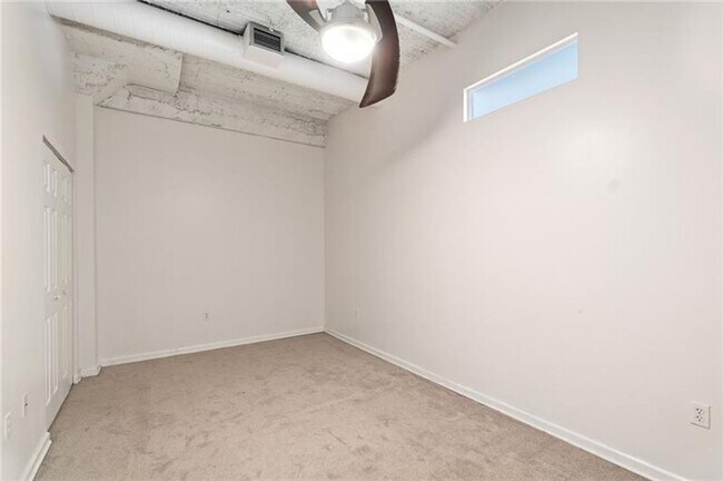 Building Photo - 2434 Smallman St