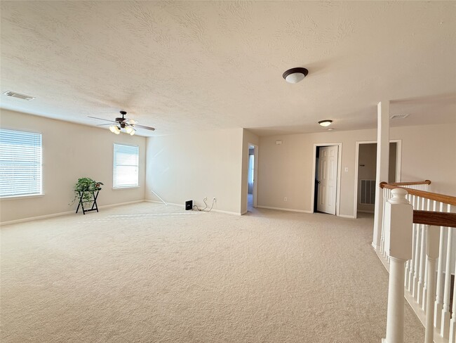 Building Photo - 410 Willow Pointe Dr