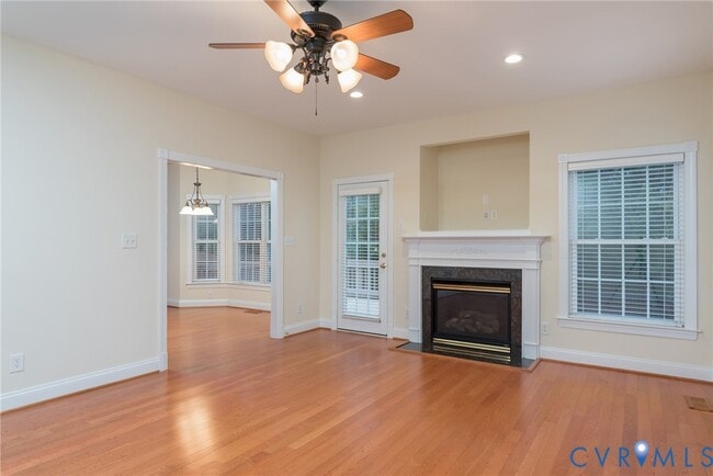 Building Photo - 11412 Pinedale Dr