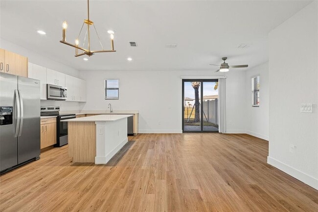 Building Photo - 14526 Stellar Pl