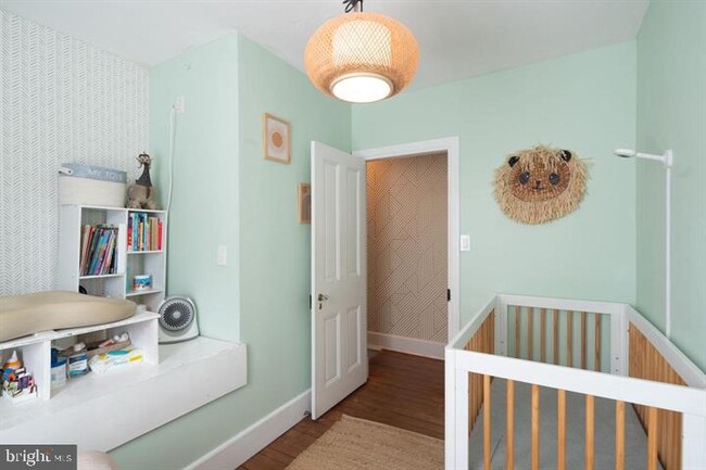 Building Photo - 229 Benezet St