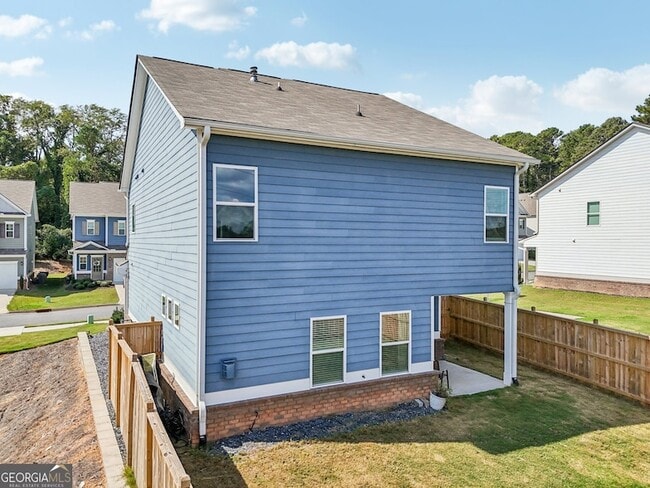 Building Photo - 3890 Clarington Dr