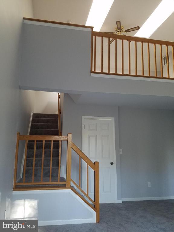 Building Photo - 9663 Horsham Dr