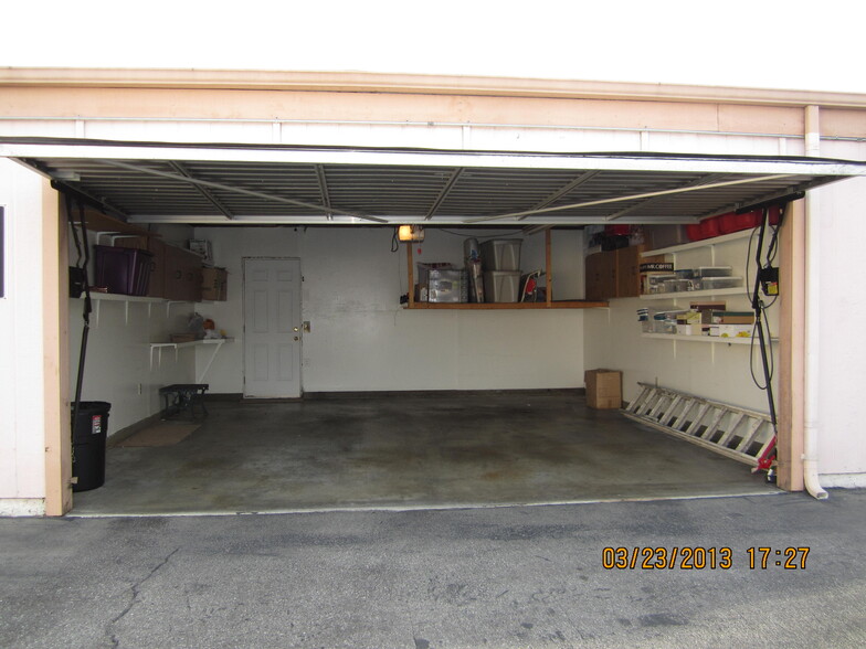 Attached Two Car Garage - 9831 Sepulveda Blvd