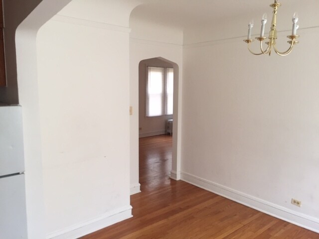 Building Photo - 6032 Irving Park Rd