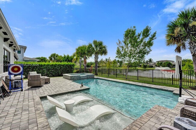 Building Photo - 12474 Solana Bay Cir