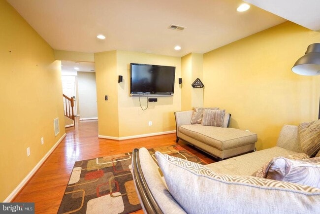 Building Photo - 1414 Bird Watch Ct