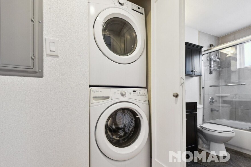 Building Photo - 195 S Pennsylvania St