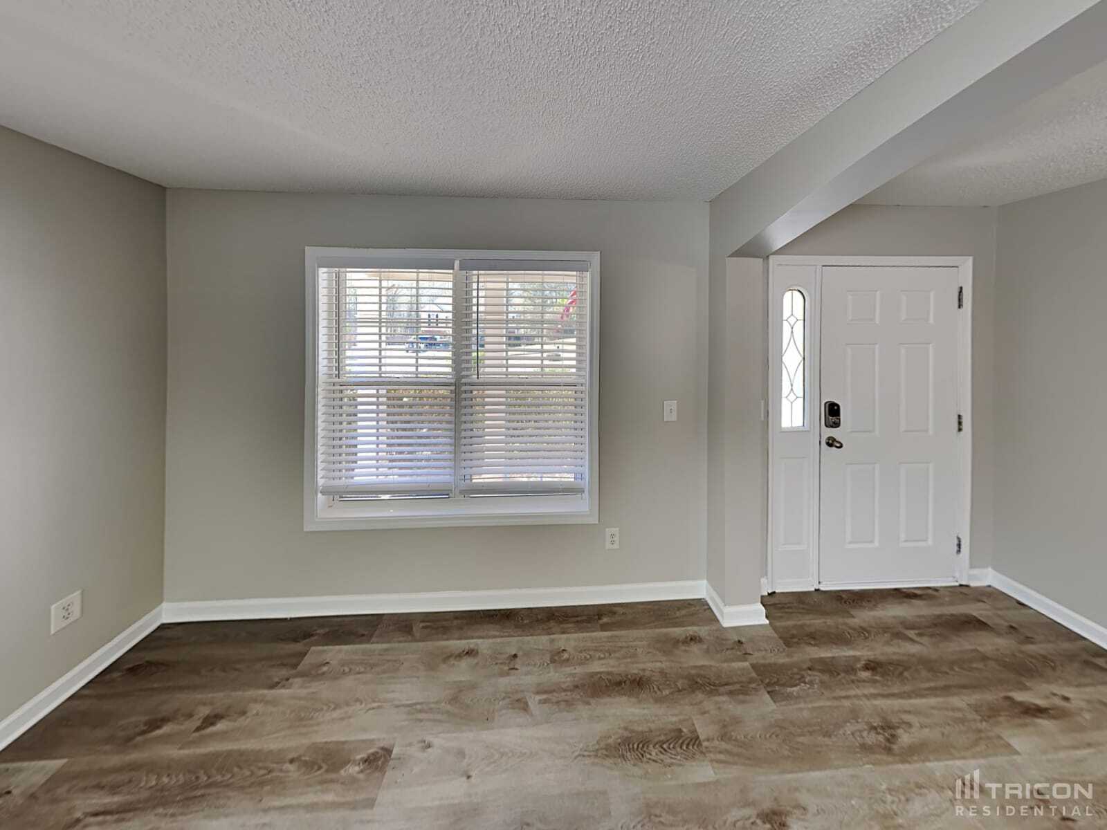Building Photo - 156 Hillcrest Ct