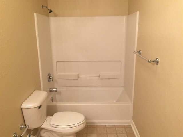 Building Photo - 509 Diamond Cut