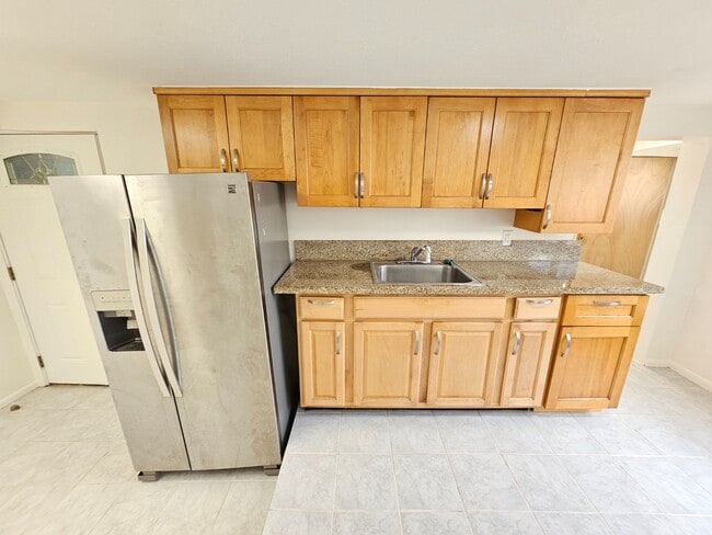 Building Photo - 1 Bed 1 Bath Apartment. No parking