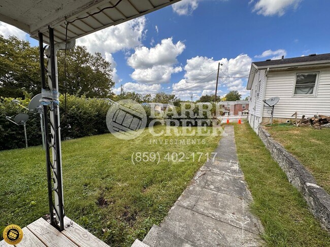 Building Photo - 2-bed 1-Bath House