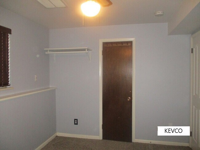 Building Photo - Tri-Level Home by Foothills Mall