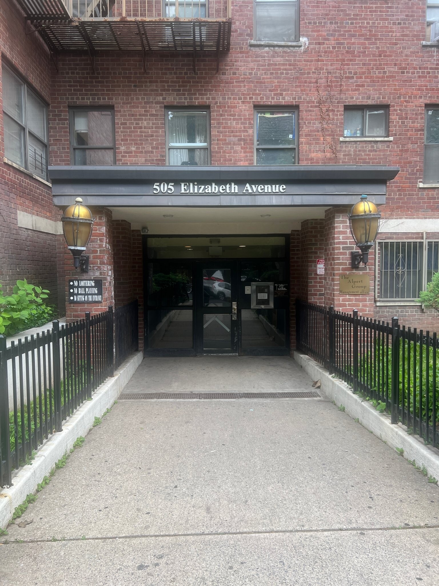 Building Photo - 505 Elizabeth Ave