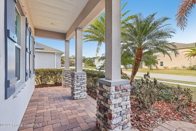 Building Photo - 5290 Hebron Dr