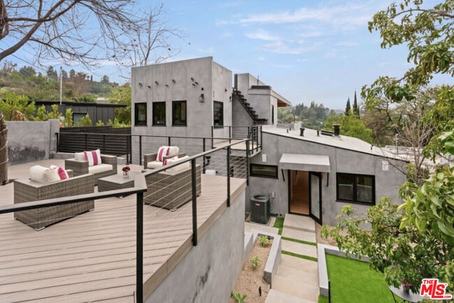 Building Photo - 3936 Farley Ct