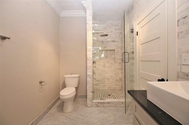 Building Photo - 5614 Swiss Ave