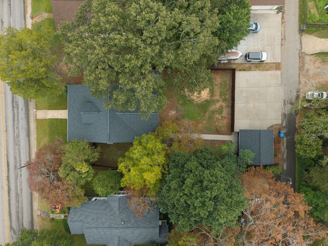 Building Photo - McCullough Heights