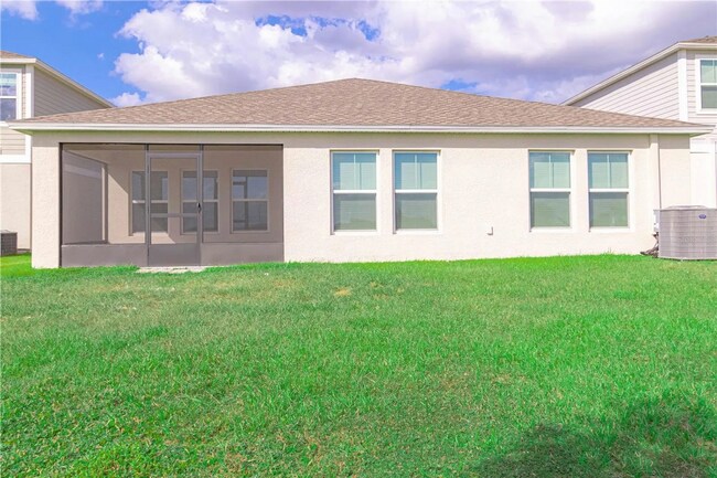 Building Photo - Southside of Lakeland - Minutes from Count...