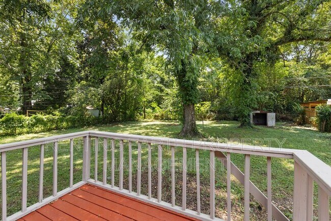 Building Photo - 149 Rose Dr