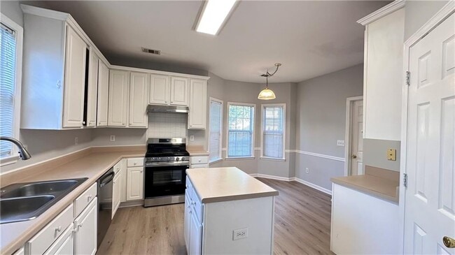 Building Photo - 515 Weathervane Ct