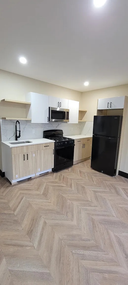 Primary Photo - 285 Monticello Ave