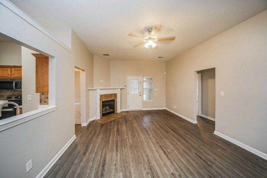 Building Photo - 965 Parham Drive