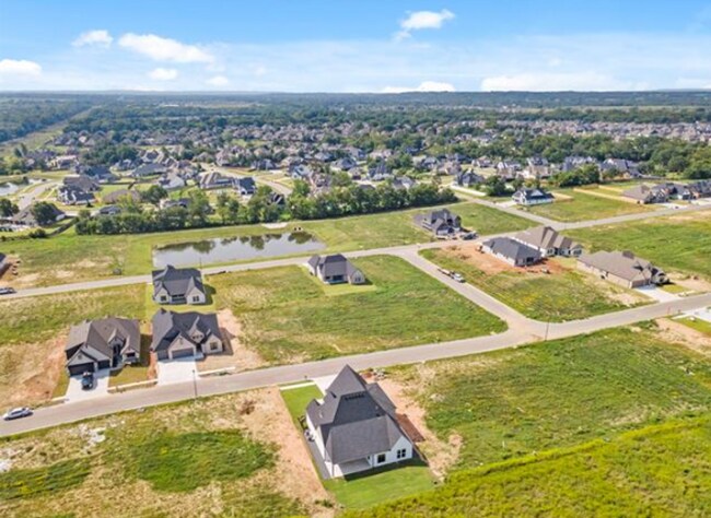 Building Photo - Beautiful Brand New 4 bedroom Home!