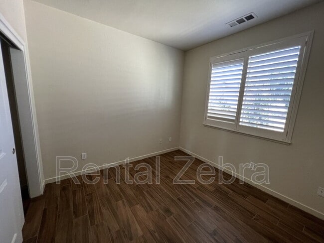 Building Photo - 1359 Rincon Dr