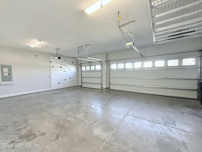 Building Photo - 24 Woodsong Ln