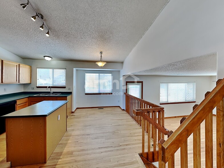 Building Photo - 4077 Ensenada St