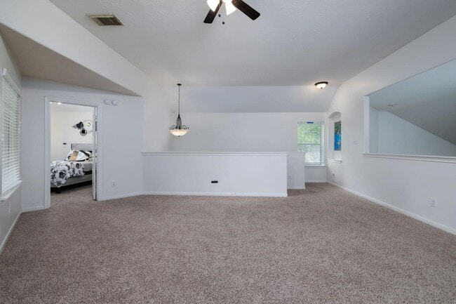 Building Photo - 19 Poplar Pine Ct