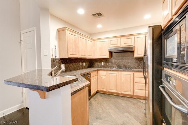 Building Photo - 91 E Agate Ave