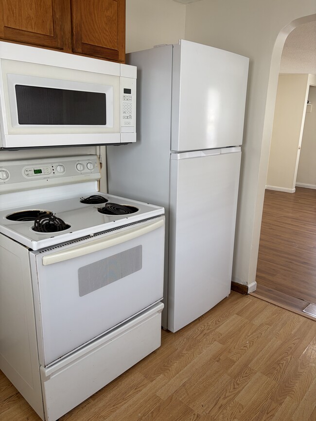 Building Photo - 224 36th Ave N