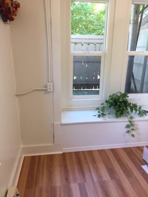 Building Photo - 709 NE 43rd St