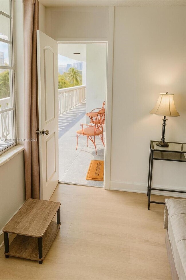 Building Photo - 1732 Meridian Ave