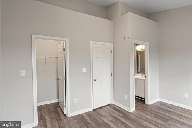 Building Photo - 25023 Riding Center Dr