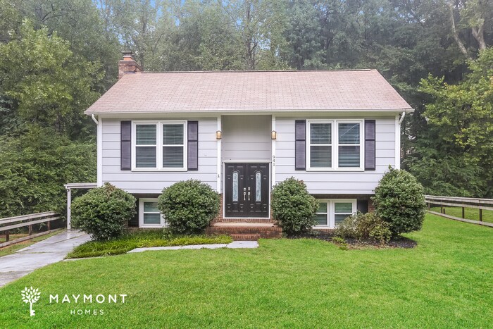 Primary Photo - 941 Foxborough Rd