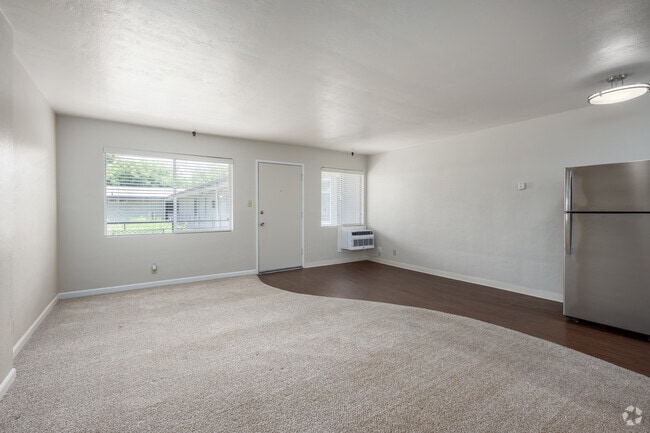 Interior Photo - 1510 18th St