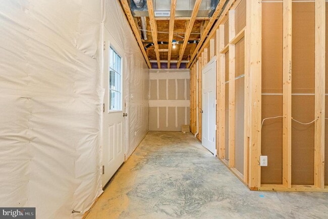 Building Photo - 606 Snapdragon Ct