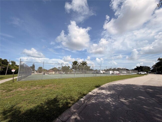 Building Photo - 9975 87th Street N