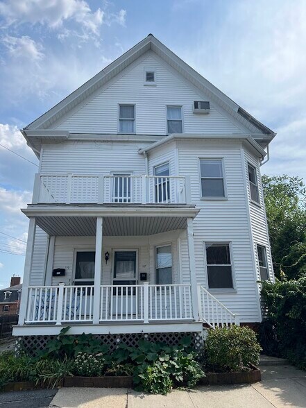 Building Photo - 119 E Manning St