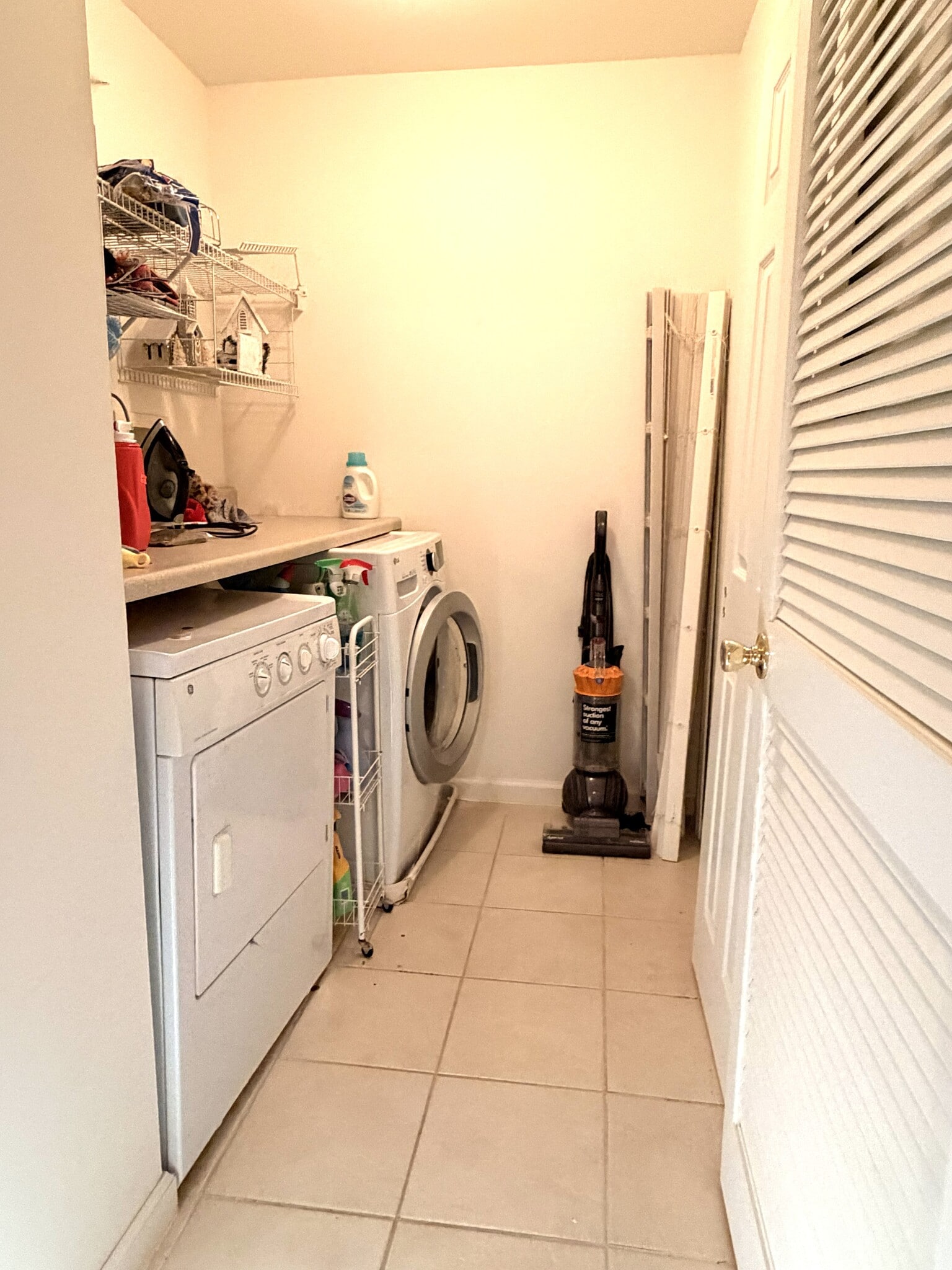 Laundry Room - 128 Jackson Ave