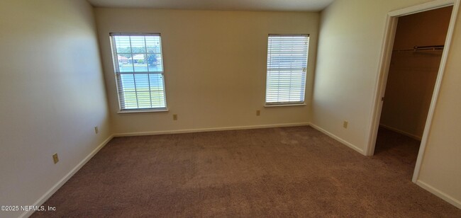 Building Photo - 2428 Cedar Trace Dr E