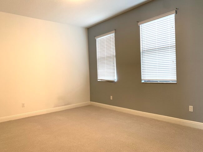 Building Photo - 5420 Quiet Lake Pl