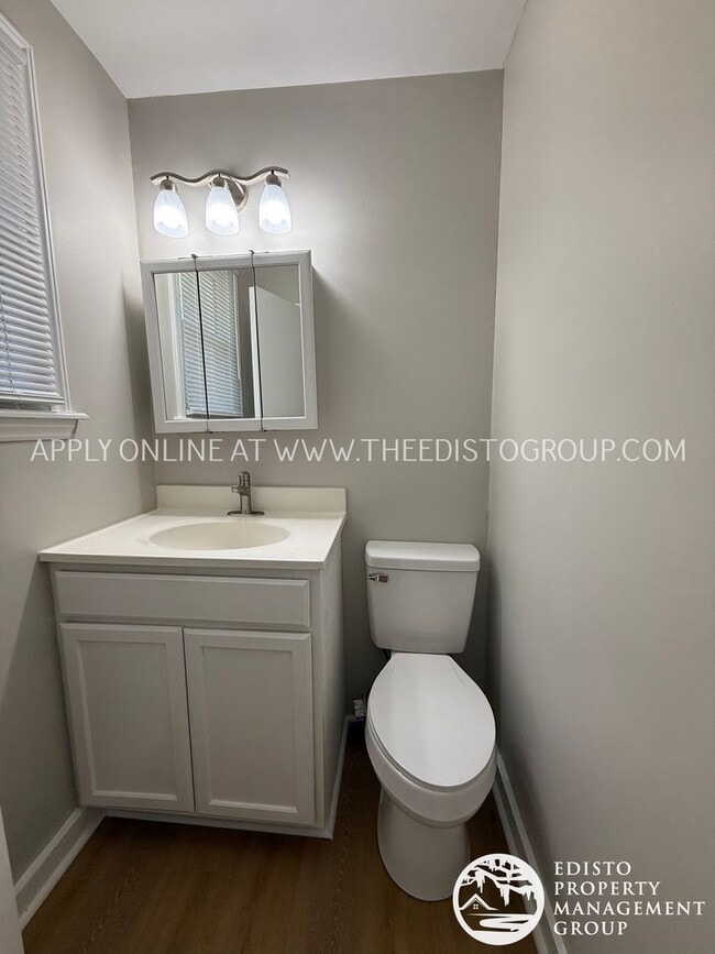 Building Photo - 3BR / 1.5BA Home in Quiet Orangeburg Neigh...